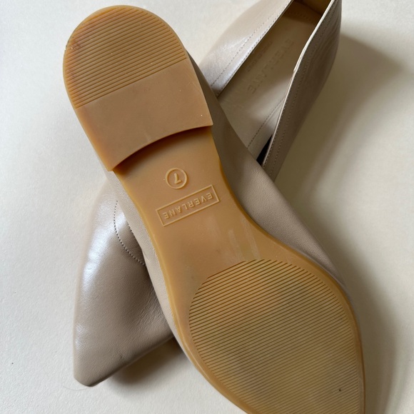 Everlane pointed flat in ivory size 7 - Picture 4 of 4